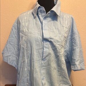 Casual Blue Button Down Shirt with Classic Collar